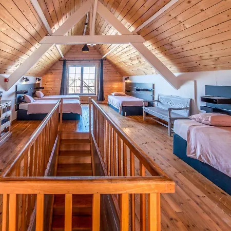 Cosy Holiday Home In Polleur With Pool, Jacuzzi And Sauna * Polleur