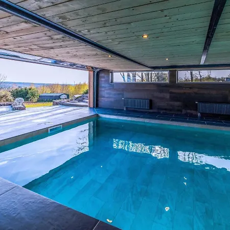 Casa de Férias Cosy Holiday Home In Polleur With Pool, Jacuzzi And Sauna *